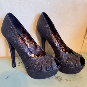Betsy Johnson size 9 platform heels